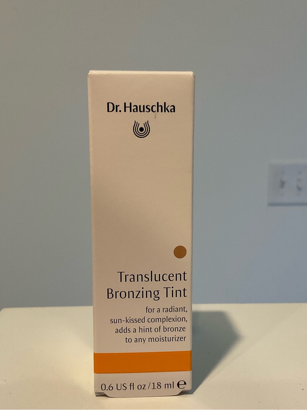 Dr. Hauschka Translucent Bronzing Tint Fluid